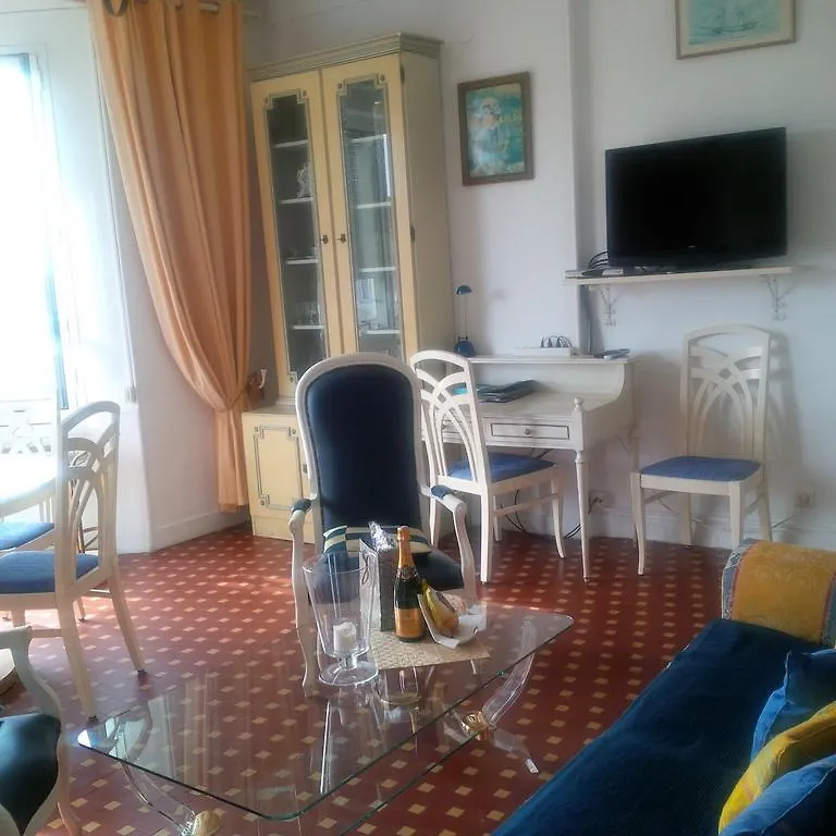 Cannes Privat Residence Holiday Apartments