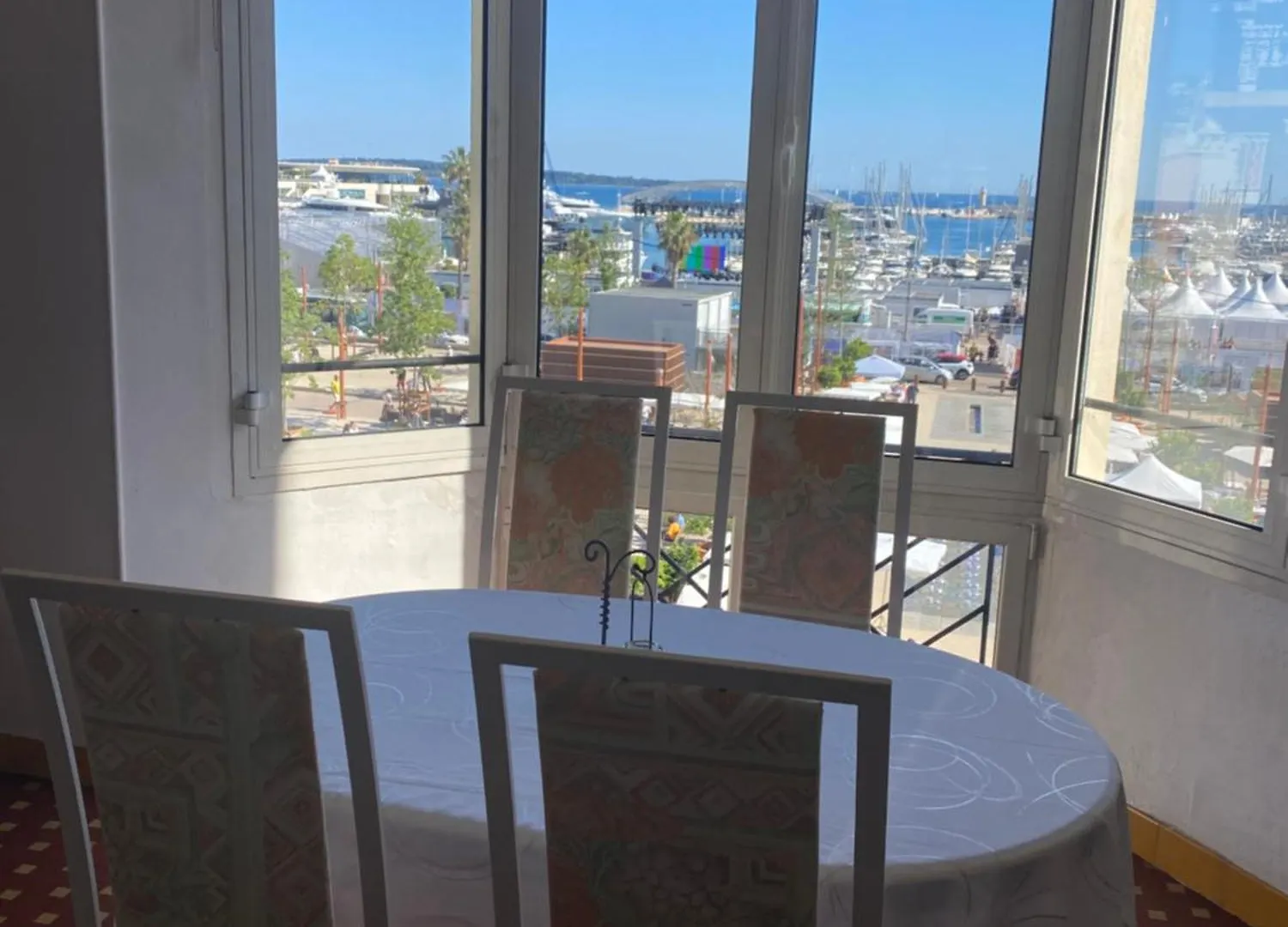 Cannes Privat Residence Holiday Apartments