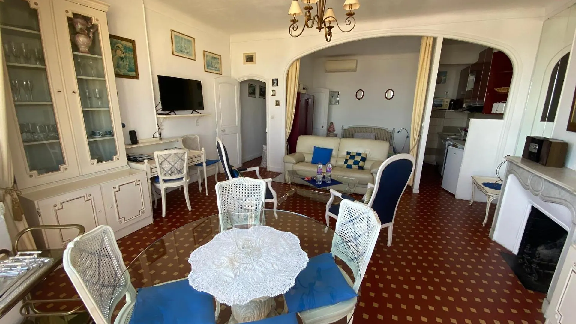 Cannes Privat Residence Holiday Apartments