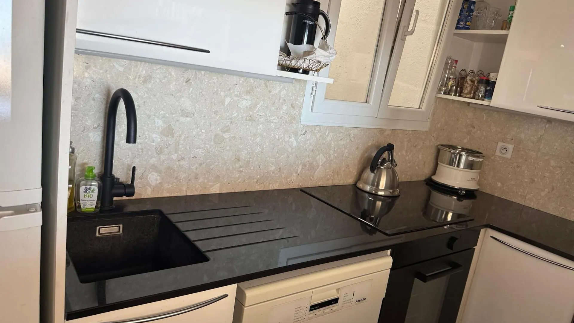 Cannes Privat Residence Holiday Apartments