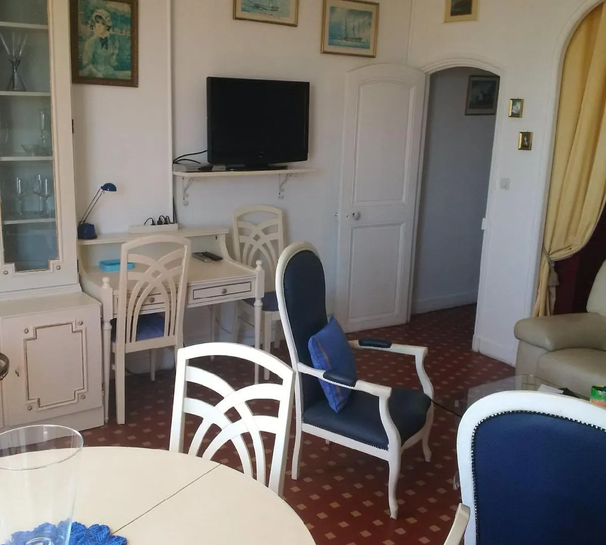 Cannes Privat Residence Holiday Apartments